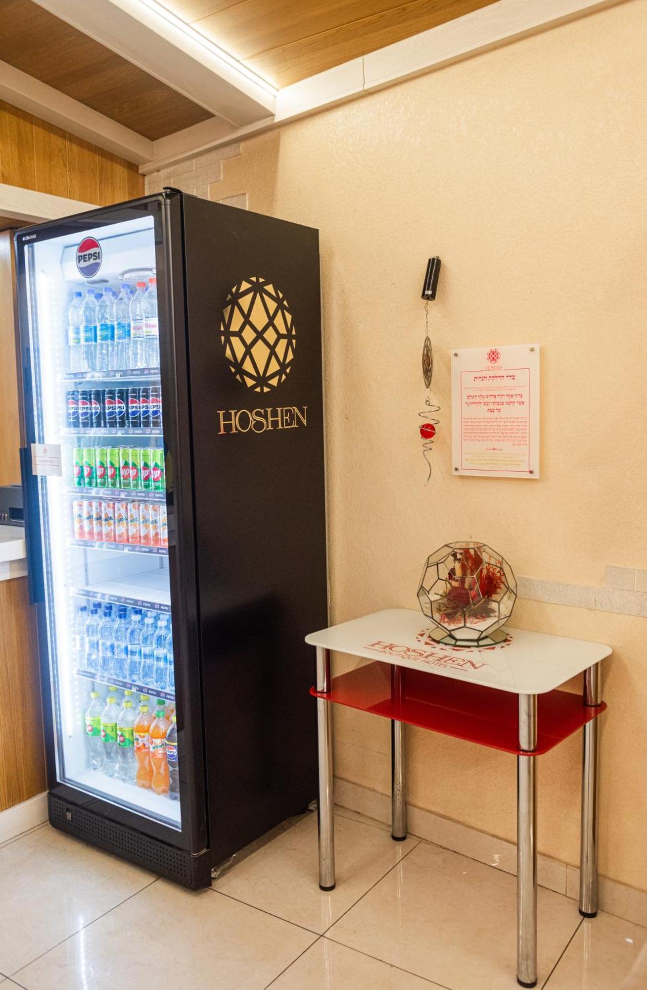 Hoshen Hotel Umany Kültér fotó