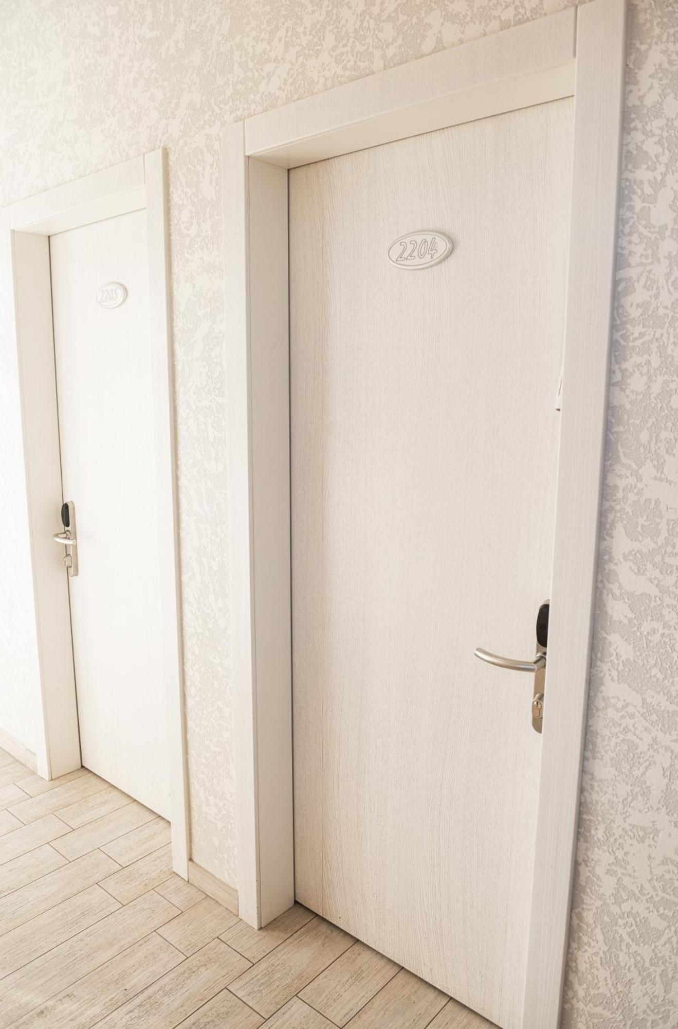 Hoshen Hotel Umany Kültér fotó